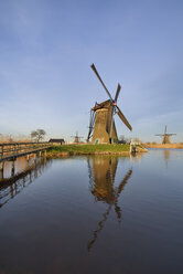 Holland, Südholland, Kinderdijk, Windmühle - RUEF01857
