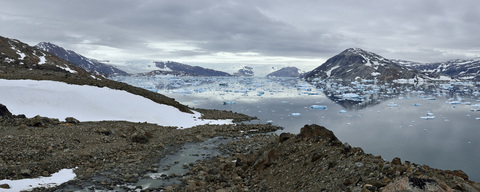 Grönland, Ostgrönland, Panoramablick auf den Johan Petersens Fjord, lizenzfreies Stockfoto