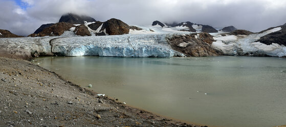 Greenland, East Greenland, Apusiaajik glacier near Kulusuk - ESF01603