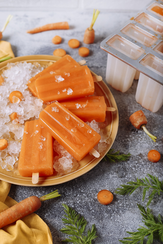 Karotten-Eislutscher, lizenzfreies Stockfoto