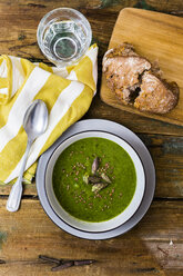 Fresh green asparagus, asparagus soup in bowl - GIOF03928