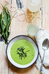 Bowl of ramson soup garnished with ramson - SBDF03566