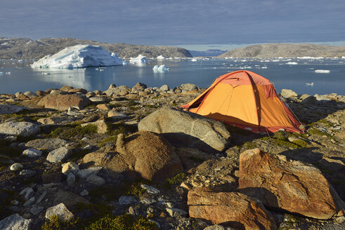 Grönland, Ostgrönland, Sermilik Fjord, Johan Petersens Fjord, Zelt - ESF01625