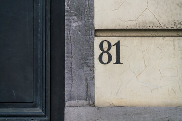 Hausnummer an der Fassade - TAMF01070