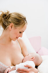 Mother nursing her baby - CUF00790
