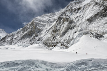 Nepal, Solo Khumbu, Everest, Bergsteiger am Western Cwm - ALRF01145