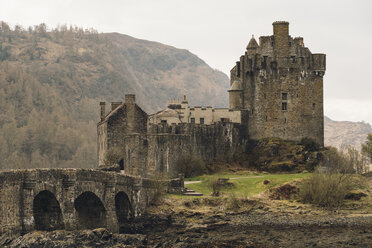 Vereinigtes Königreich, Dornie, Eilean Donan Castle - RAE02029