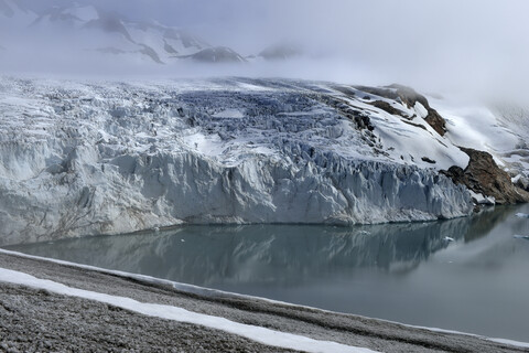 Grönland, Ostgrönland, Apusiaajik-Gletscher bei Kulusuk, lizenzfreies Stockfoto