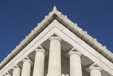 Corner detail of the Lincoln Memorial, Washington DC, USA - ISF00392