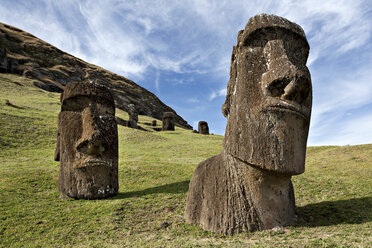 Moai-Statuen, rano raraku, osterinsel, polynesien - ISF00805