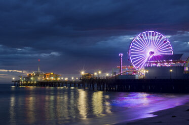 Santa monica pier at night, california, usa - ISF00907
