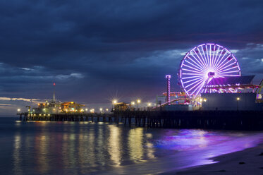 Santa monica pier bei nacht, kalifornien, usa - ISF00907