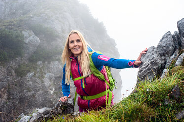 Austria, Salzburg State, Filzmoos, Female hiker - HHF05543