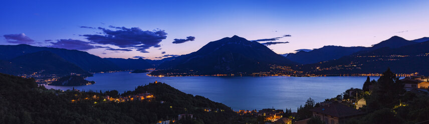 Blick auf die Berge am Comer See, Varenna, Italien - CUF06247