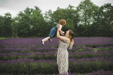 Mother and daughter in lavender field, Campbellcroft, Canada - CUF07709