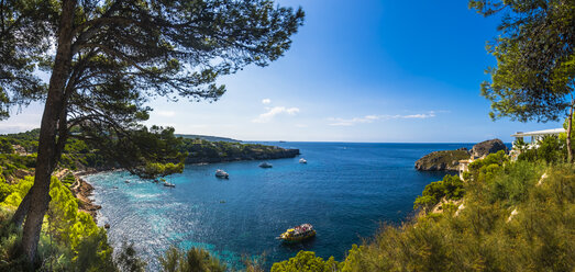 Spain, Balearic Islands, Mallorca, Isla Malgrats, Panoramic view of bay - AMF05740