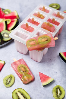 Homemade watermelon kiwi ice lollies - RTBF01280