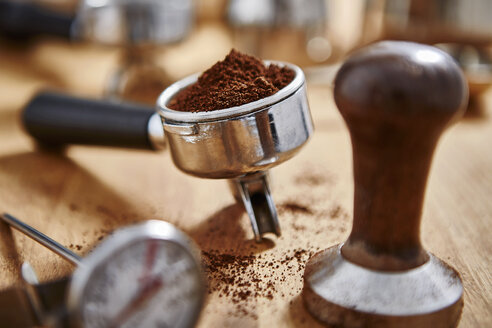 Espresso grounds and coffee tamper - CAIF20537