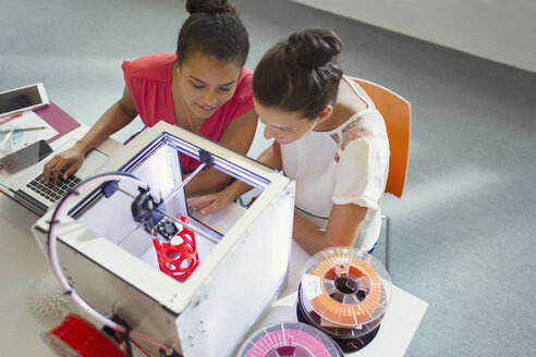 Female designers using 3D printer - CAIF20621