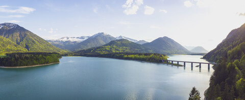 Germany, Bavaria, Sylvenstein Dam, View to Karwendel mountains in Austria stock photo