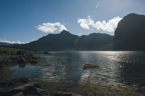 Norwegen, Lofoten, Moskenesoy, Selfjord, lizenzfreies Stockfoto