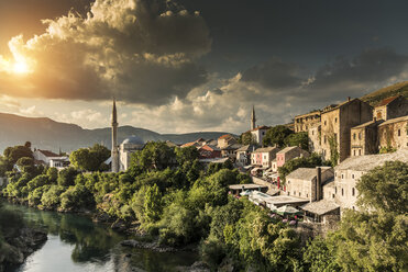 Aussicht, Mostar, Föderation von Bosnien und Herzegowina, Bosnien und Herzegowina, Europa - ISF03048