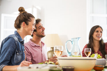 Friends dining together - CUF15652