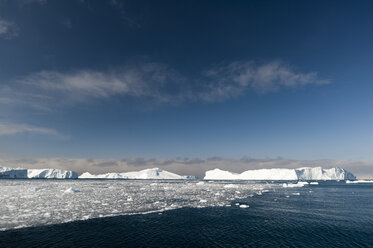 Blick auf Meereis und Eisberge, Ilulissat-Eisfjord, Diskobucht, Grönland - CUF16114