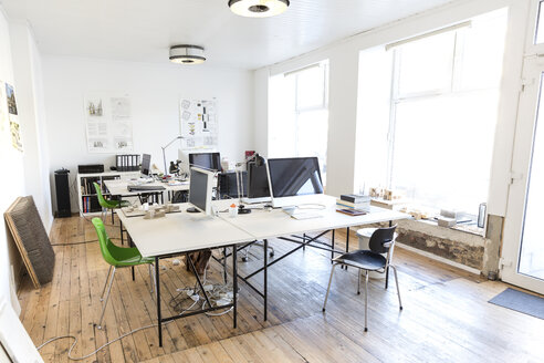 Desk and chairs in architects office - CUF17855