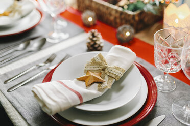 Festive place setting - ISF07453