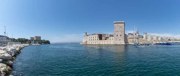 France, Bouches-du-Rhone, Marseille, Old pier, Fort Saint-Jean - FRF00668