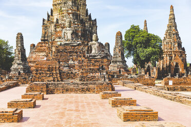 Thailand, Ayutthaya, Ruinen des Tempels Wat Chaiwatthanaram in der historischen Stadt Ayutthaya - WPEF00389