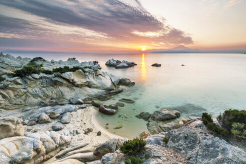 Greece, Macedonia, Chalkidiki, Sarti, Orange Beach at sunset - FPF00166