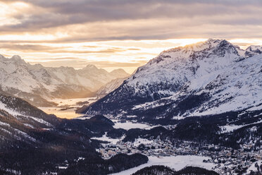 Winter landscape, Engadine, Switzerland - CUF22095