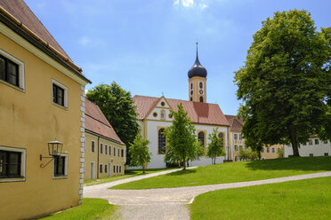 Deutschland, Bayern, Gessertshausen, Kloster Oberschönenfeld - SIEF07798