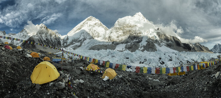 Nepal, Solo Khumbu, Everest, Sagamartha-Nationalpark, Basislager - ALRF01243