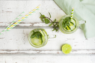 Organic cucumber water with mint and lime - LVF07064