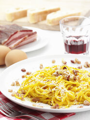 Teller mit Spaghetti alla Carbonara - CUF28338