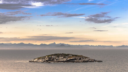 Blick auf die Insel Branca, Buzios, Rio de Janeiro, Brasilien - CUF28395