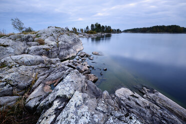 Blick auf den Ladoga-See von der Insel Iso Koirasaari, Ladoga-See, Republik Karelien, Russland - CUF28925