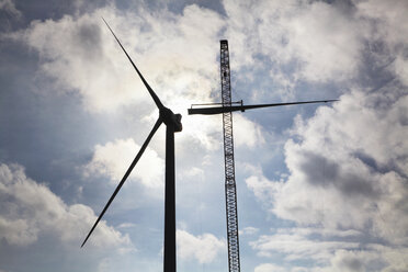 Wind turbine being erected - CUF28942