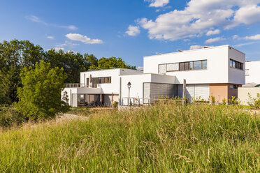 Deutschland, Esslingen-Zell, Neubaugebiet mit Passivhaus - WDF04677