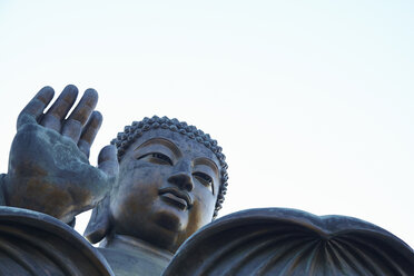Großer Buddha aus der Nähe, Insel Lantau, Hongkong, China - CUF30722
