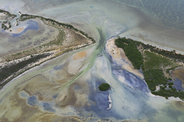 Luftaufnahme von Küste und Meer im Naturschutzgebiet Sian Ka'an, Quintana Roo, Mexiko - CUF31018