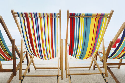 Empty deckchairs in a row - CUF32377