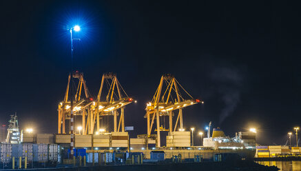 Container port at Puget Sound, Seattle, USA - ISF10496