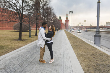 Russia, Moscow, multiracial couple in the city - WPEF00437