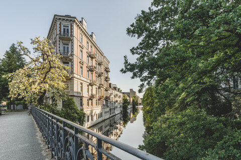 Germany, Hamburg, Eppendorf, residential buildings at Isebek canal stock photo