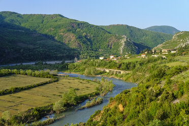 Albanien, Elbasan, bei Librazhd, Shkumbin-Tal, Fluss Shkumbin - SIEF07800