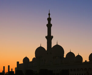 Abu Dhabi: Große Moschee Sheik Zayed bei Sonnenuntergang - CUF34951
